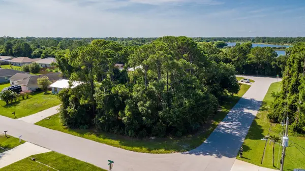 3681 SW Conibear Street, Port St Lucie, FL 34953