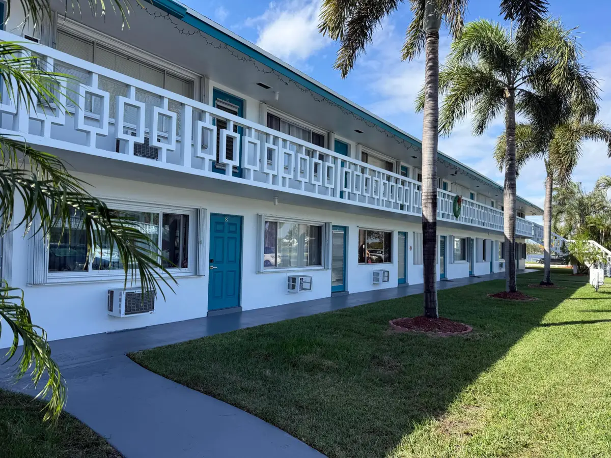 2204 Lake Osborne Drive #5, Lake Worth Beach, FL 33461 - #1