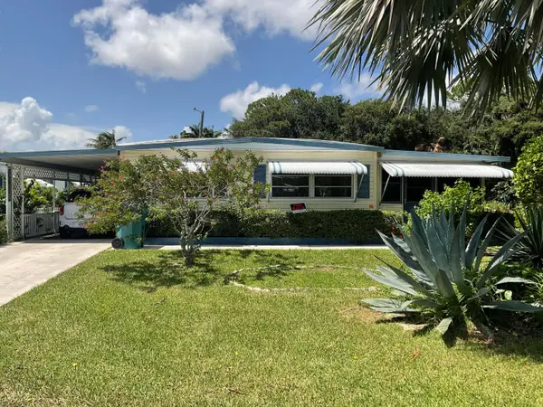 8528 Duchess Court E, Boynton Beach, FL 33436