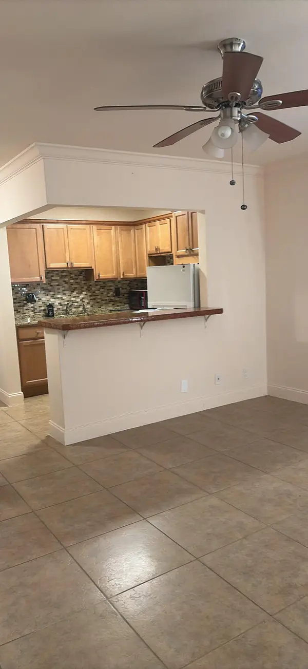 2020 Lake Osborne Drive #19, Lake Worth Beach, FL 33461