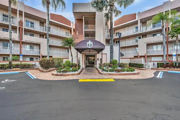 7557 Granville Drive #305, Tamarac, FL 33321