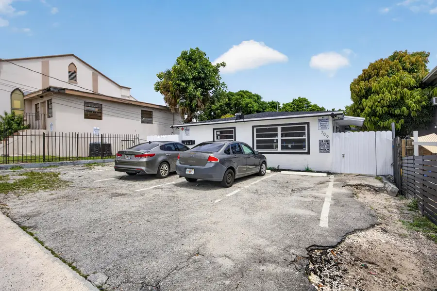 709 13th Street, West Palm Beach, FL 33401 - #3