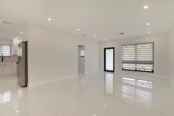 421 Fontana Drive, Palm Springs, FL 33461