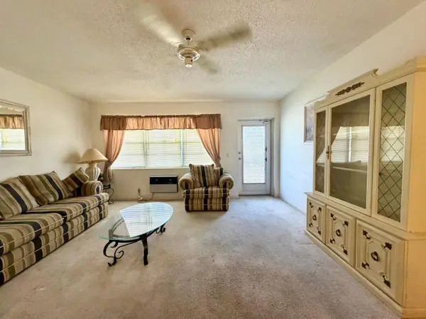 348 Northampton Q, West Palm Beach, FL 33417