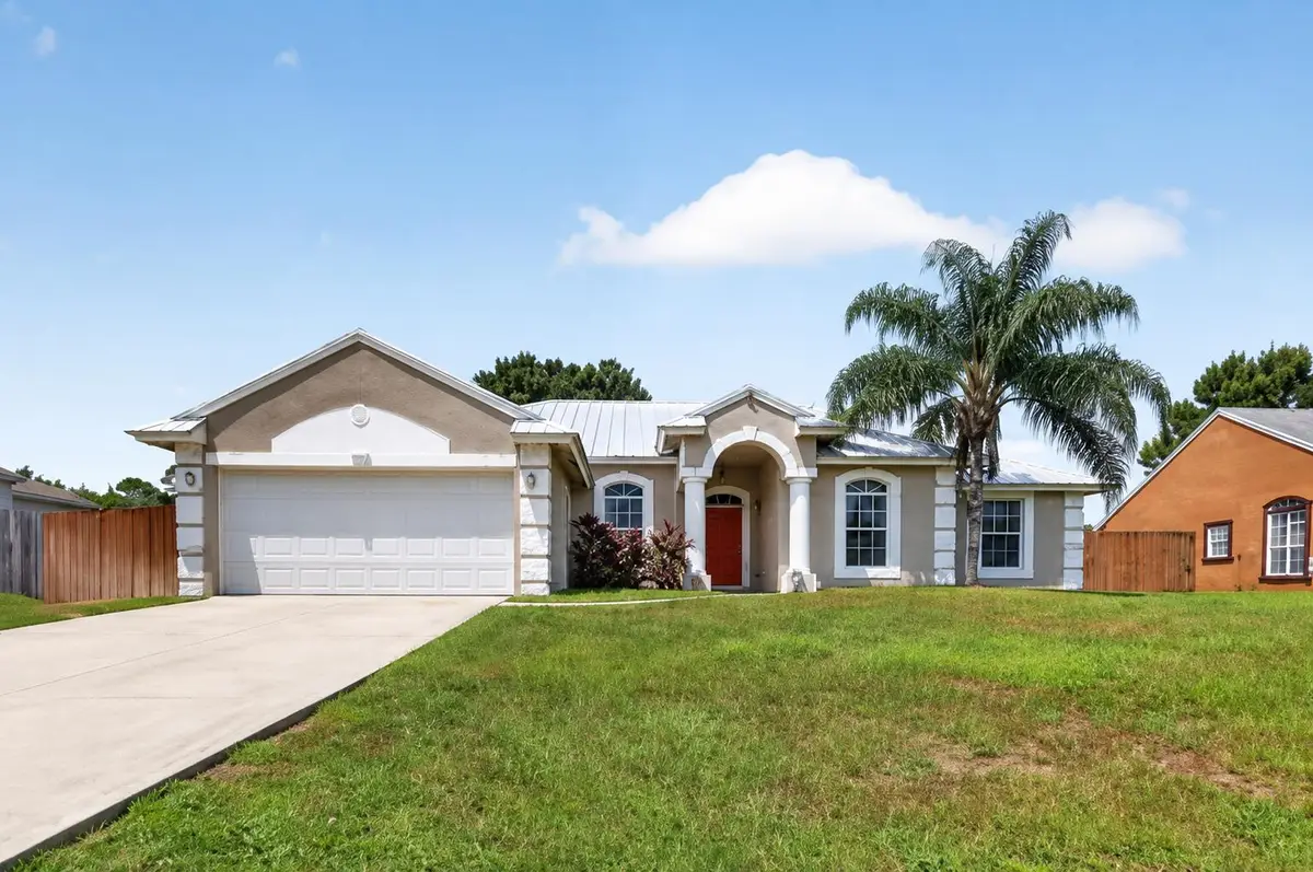 1561 SW Gadsan Avenue, Port Saint Lucie, FL 34953 - #1