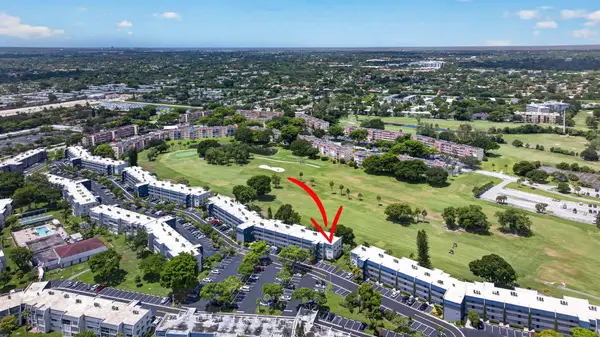 7827 Golf Cir Drive #301, Margate, FL 33063
