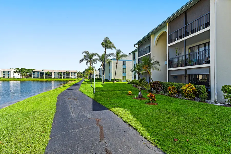 1111 Green Pine Boulevard #F1, West Palm Beach, FL 33409 - #3