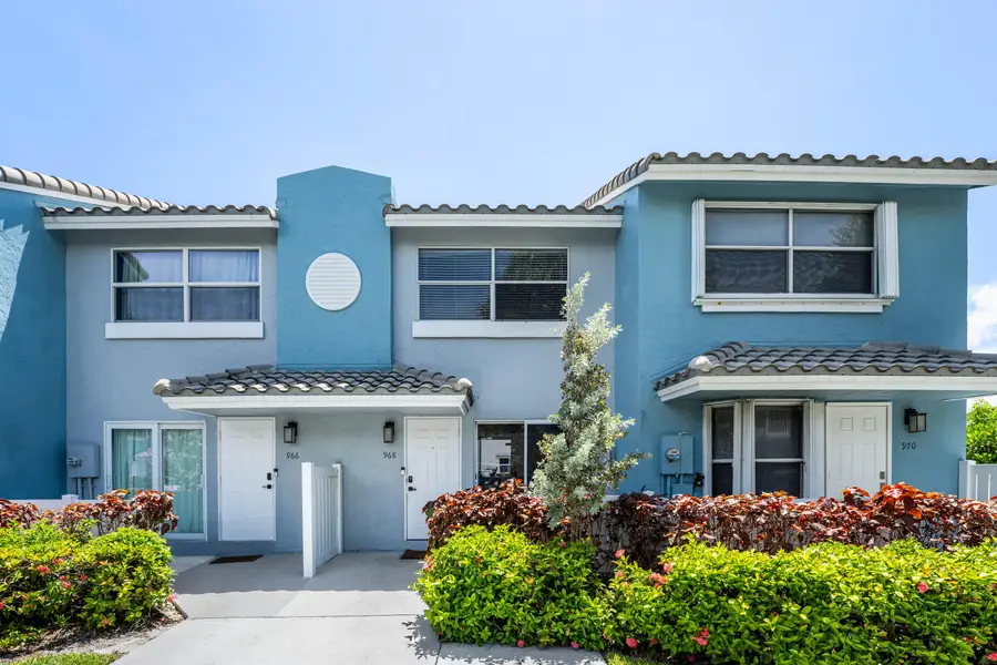 968 Jeffery Street, Boca Raton, FL 33487 - #2