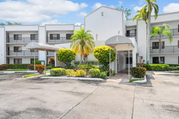 10837 W Clairmont Circle #208, Tamarac, FL 33321