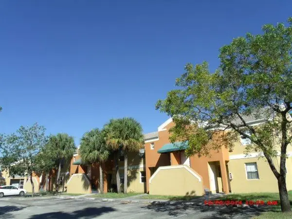 2431 NW 56th Avenue #204, Lauderhill, FL 33313