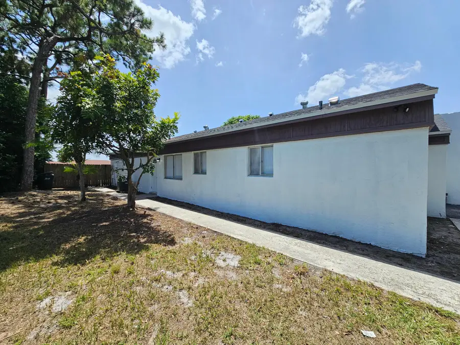 4824 NW 5th Street, Delray Beach, FL 33445 - #3