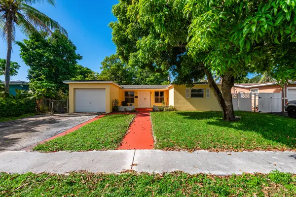 3611 NW 40th Court, Lauderdale Lakes, FL 33309