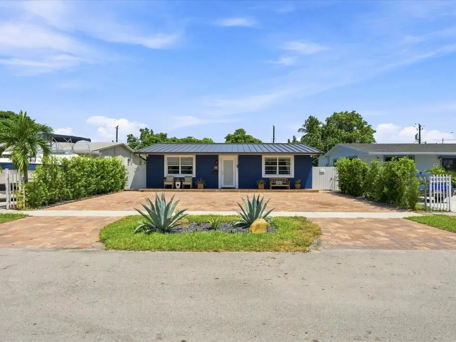 363 E 62nd Street, Hialeah, FL 33013 - #2