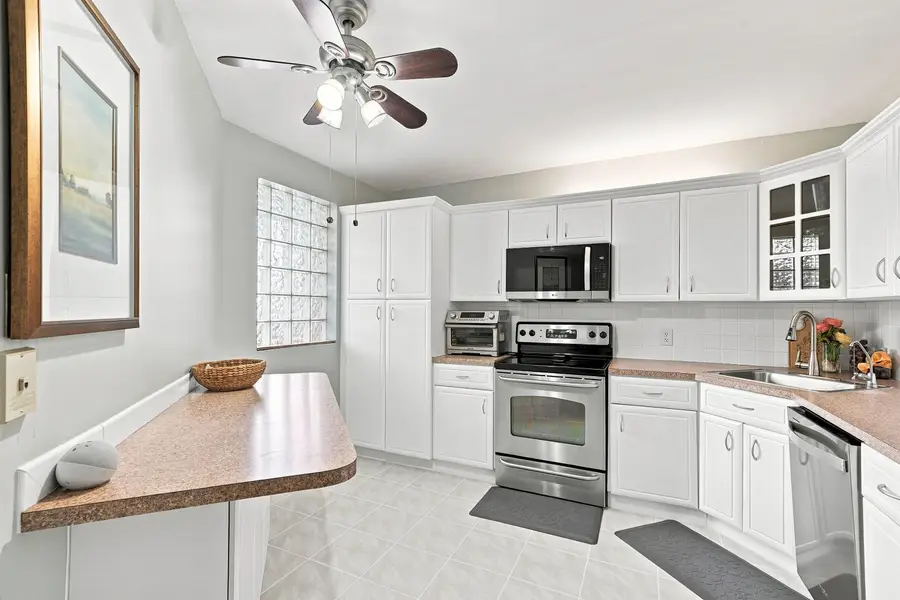 4111 Coral Tree Circle #321, Coconut Creek, FL 33073 - #3
