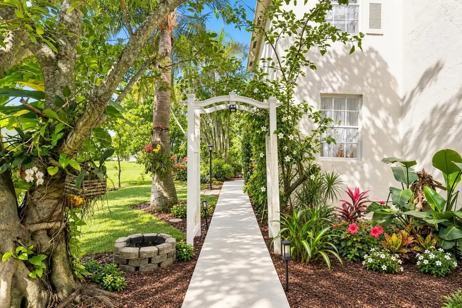 6060 Azalea Circle, West Palm Beach, FL 33415 - #2
