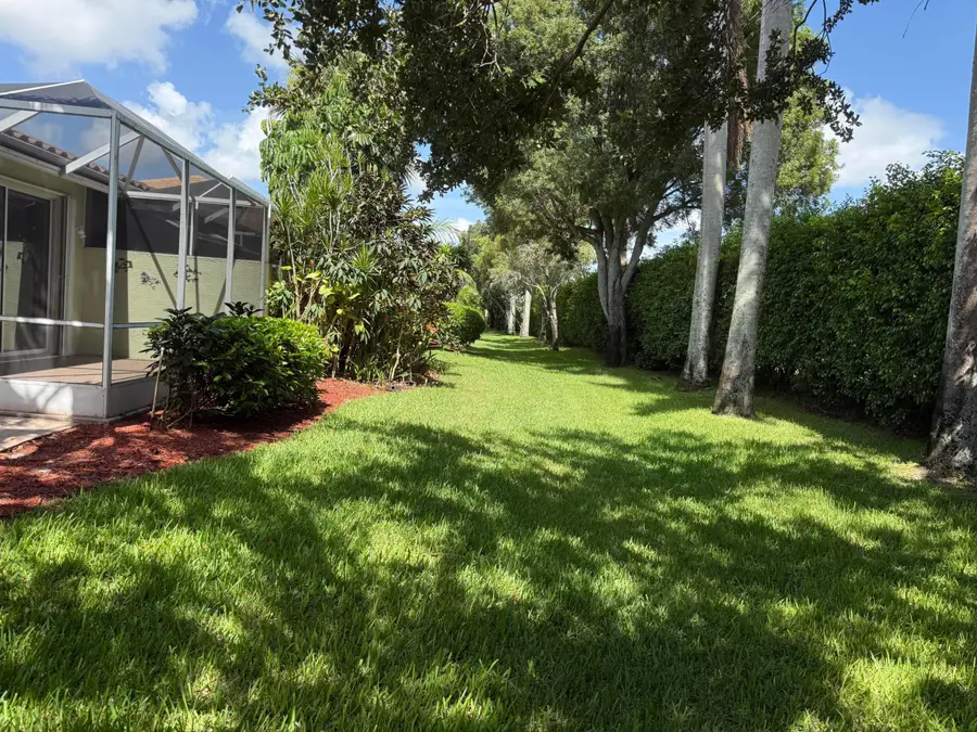 10664 Royal Caribbean Circle, Boynton Beach, FL 33437 - #3