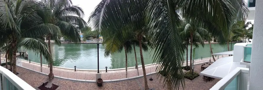 31 SE 5th Street #202, Miami, FL 33131 - #3