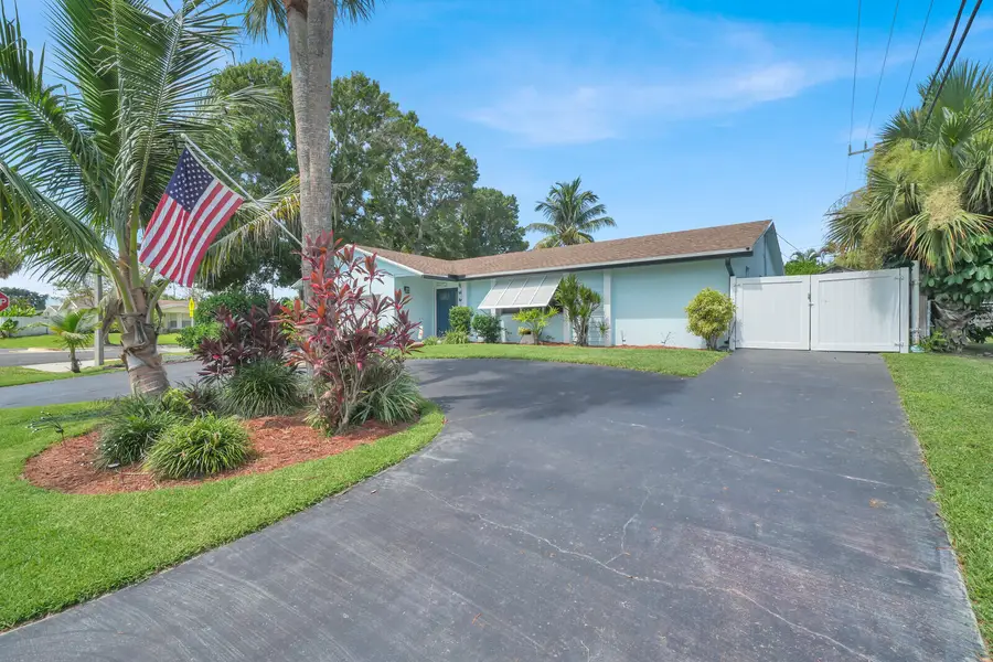 10015 Daisy Avenue, Palm Beach Gardens, FL 33410 - #2