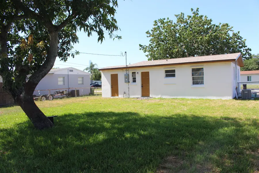 2304 NW 15th Court, Fort Lauderdale, FL 33311 - #2