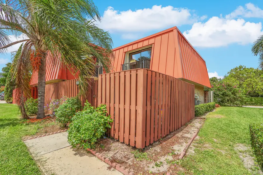 3358 Meridian Way N #B, Palm Beach Gardens, FL 33410 - #2