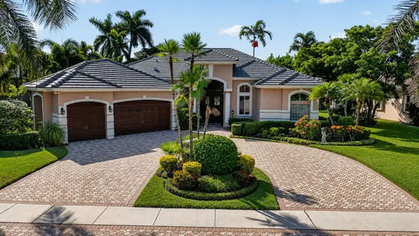 8100 Muirhead Circle, Boynton Beach, FL 33472