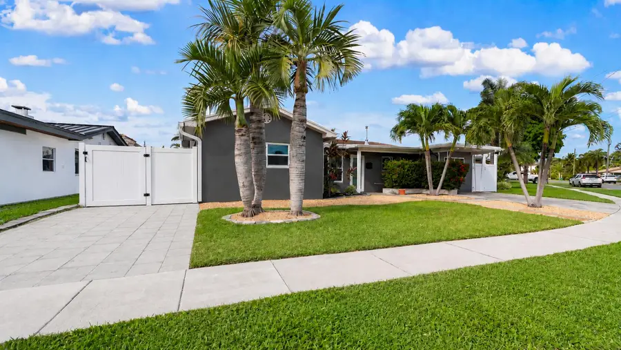 935 Nautilus Isle, Dania Beach, FL 33004 - #3