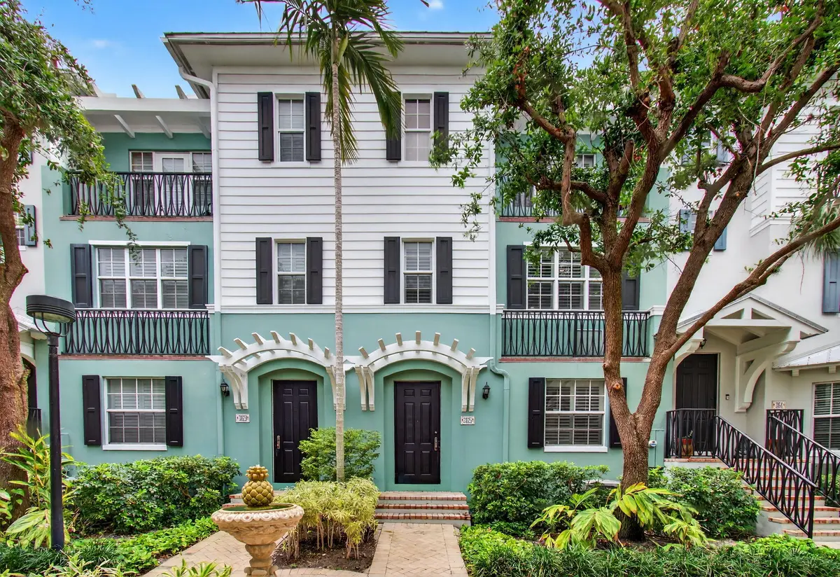 365 W Mallory Circle, Delray Beach, FL 33483 - #1