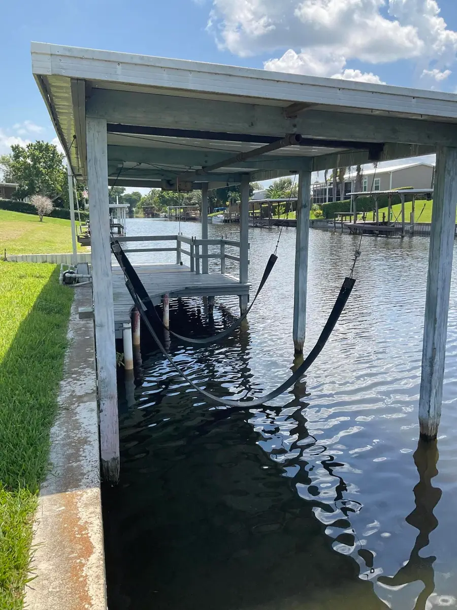 2438 SE 32nd Street, Okeechobee, FL 34974 - #2