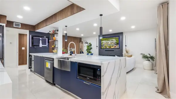 1410 Sheridan Street #7I, Hollywood, FL 33020