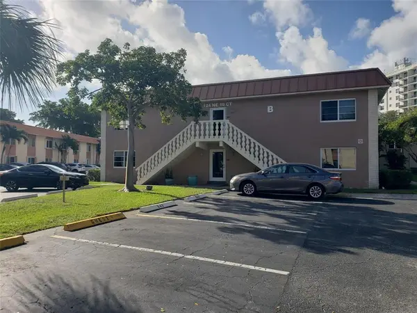 124 NE 19th Court #111B, Wilton Manors, FL 33305
