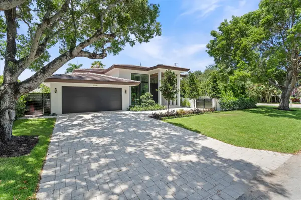 2265 NE 30th Court, Lighthouse Point, FL 33064