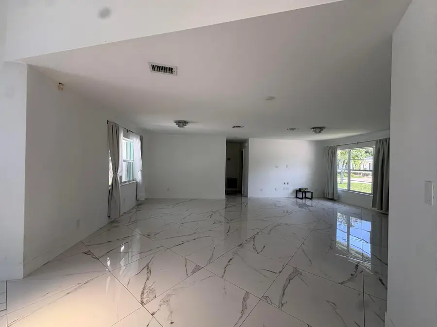 641 NW 28th Street, Wilton Manors, FL 33311 - #3