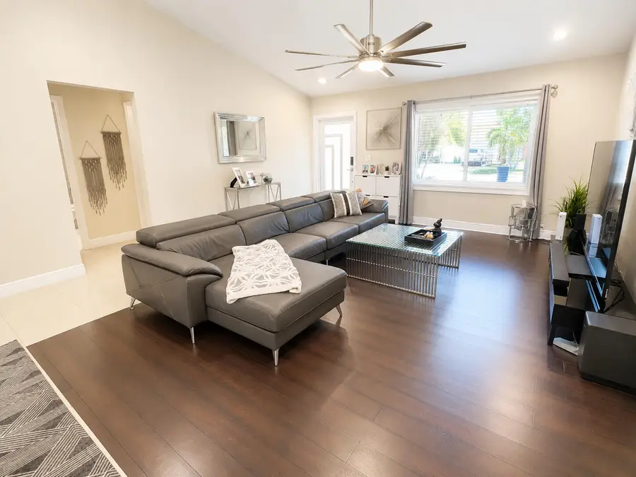 10601 NW 7th Place, Coral Springs, FL 33071 - #3