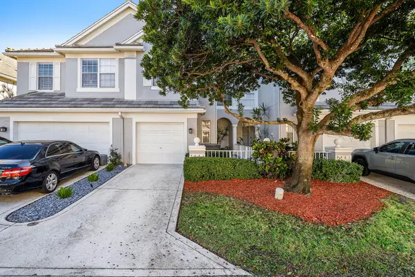 5483 Grand Park Place, Boca Raton, FL 33486