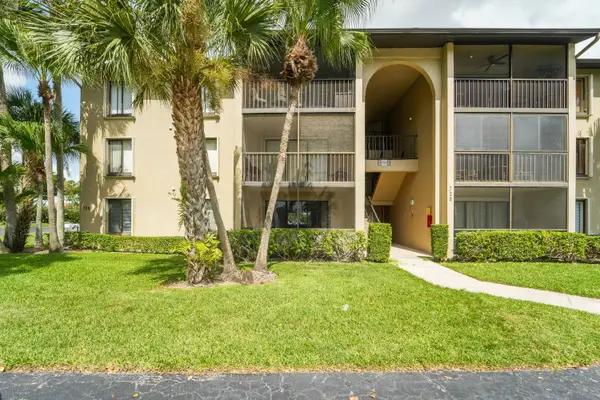 728 Sunny Pine Way #A1, Greenacres, FL 33415