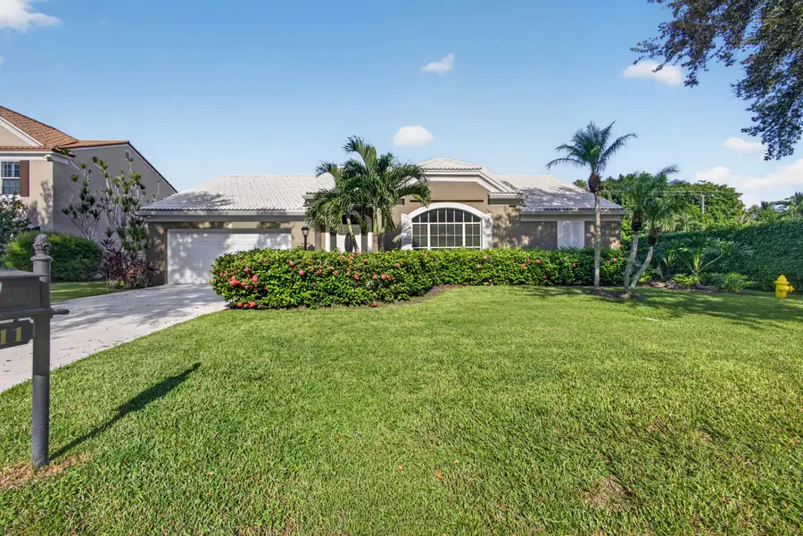 1011 Woodfield Circle, Palm Beach Gardens, FL 33418 - #2