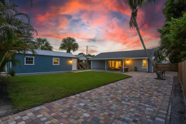 4994 SE Pine Knoll Way, Stuart, FL 34997