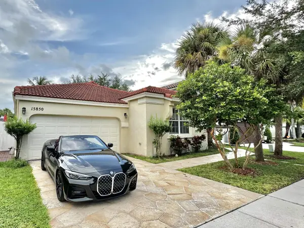 15850 NW 11th Street, Pembroke Pines, FL 33028
