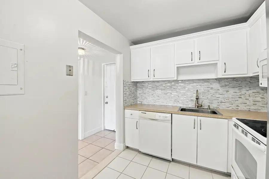 9300 SW 8th Street #219, Boca Raton, FL 33428 - #3