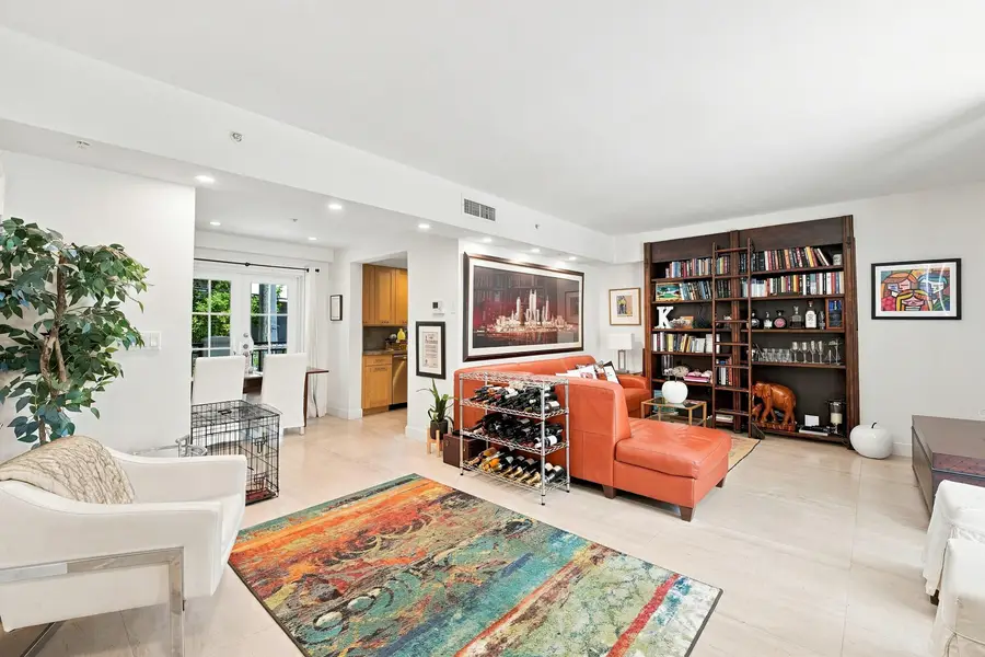 243 Meridian Avenue #113, Miami Beach, FL 33139 - #2