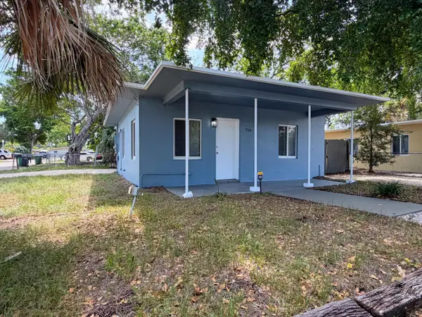 716 NW 17th Avenue, Fort Lauderdale, FL 33311