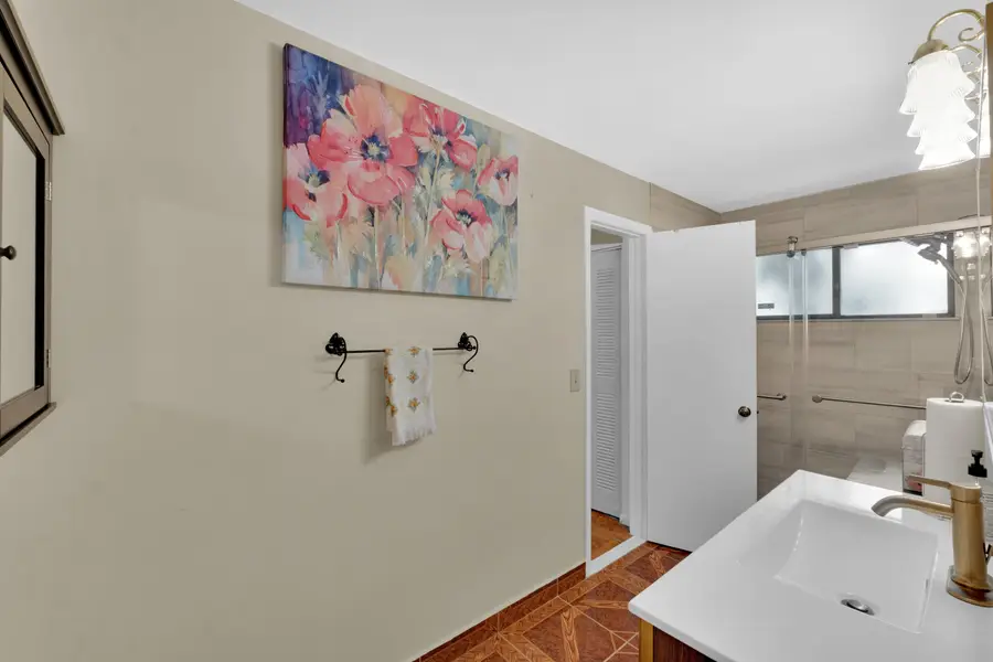 2024 Winners Circle #2024, North Lauderdale, FL 33068 - #3