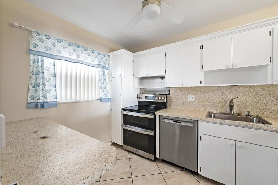 29 Yacht Club Drive #Unit 405, North Palm Beach, FL 33408 - #3