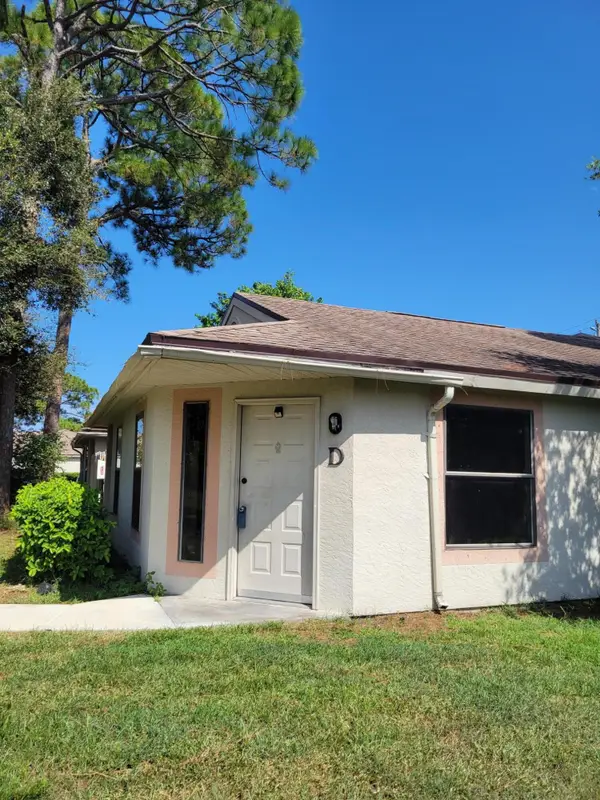 2837 Stoneway Lane #D, Fort Pierce, FL 34982