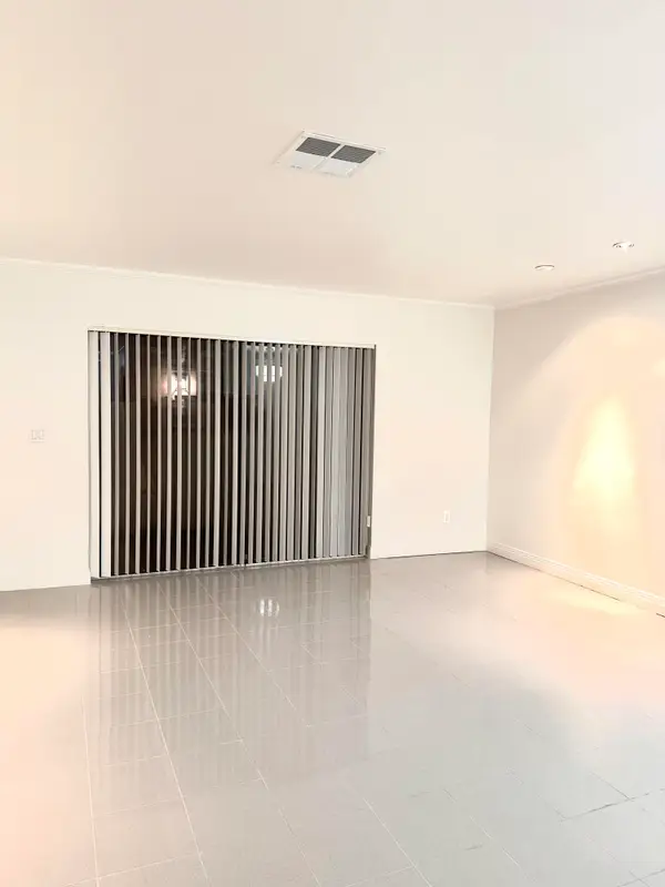 11605 NW 11th Street, Pembroke Pines, FL 33026