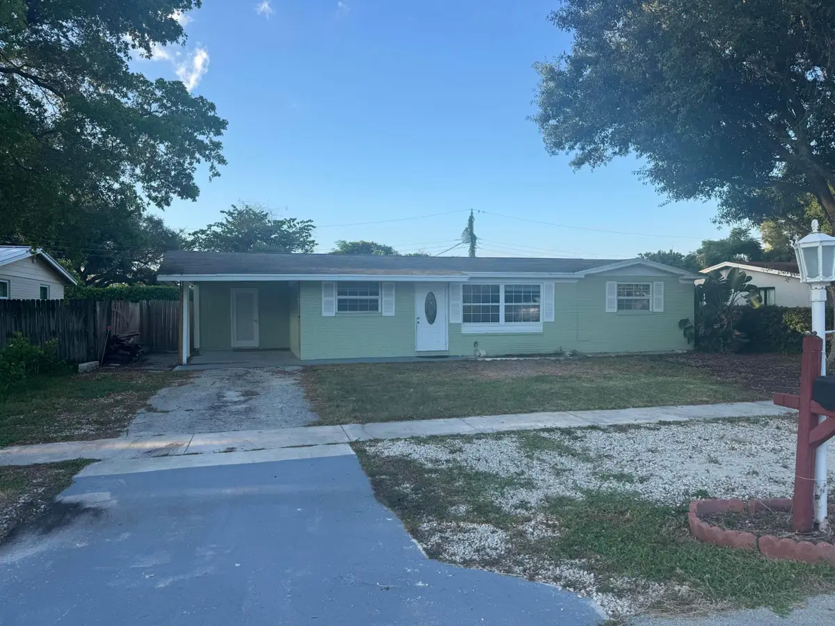5807 Sullivan Road, Jupiter, FL 33458 - #1