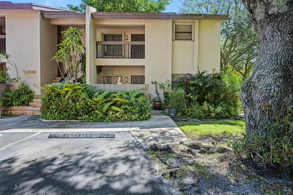 4228 NW 22nd Street #110J, Coconut Creek, FL 33066