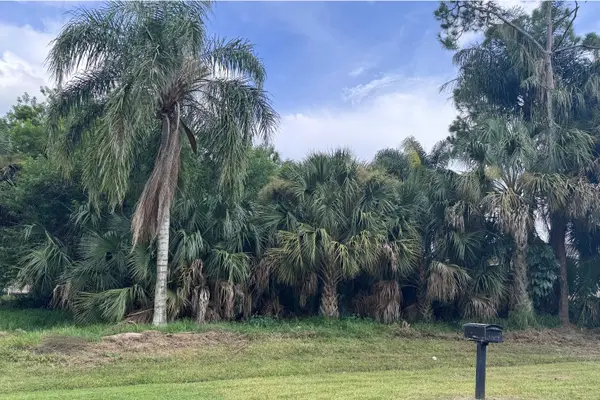 908 SW Bay State Road, Port St Lucie, FL 34953