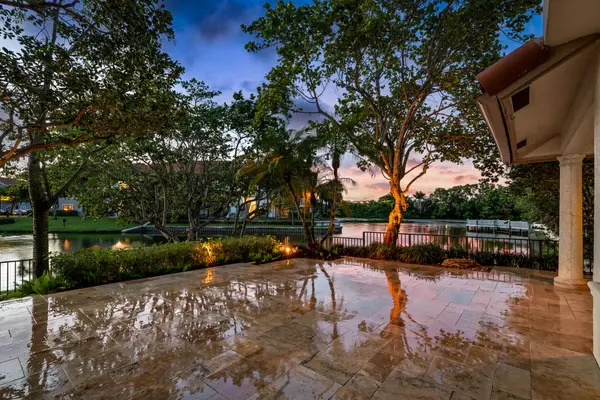 5158 Majorca Club Drive, Boca Raton, FL 33486