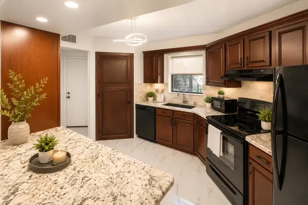 6855 W Broward Boulevard #201, Plantation, FL 33317